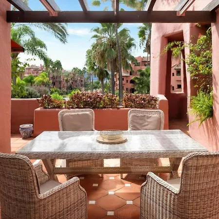 Apartamento Beachfront Penthouse, Pool Gym *